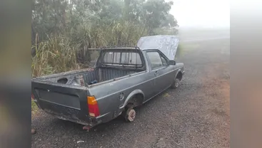 Saveiro furtada é encontrada depenada em Apucarana após mobilização na internet