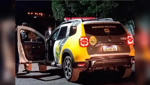 Homem com faca invade casa e mãe foge com bebê de colo em Marilândia do Sul