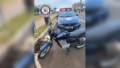 Moto com mais de R$ 27 mil em dívidas e motor adulterado é apreendida em Arapongas