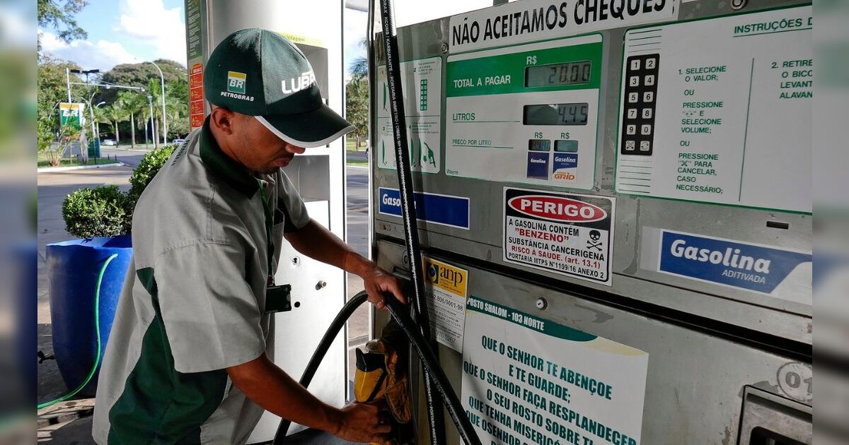 Mistura de gasolina com 32% de etanol começa a valer neste sábado (1º)