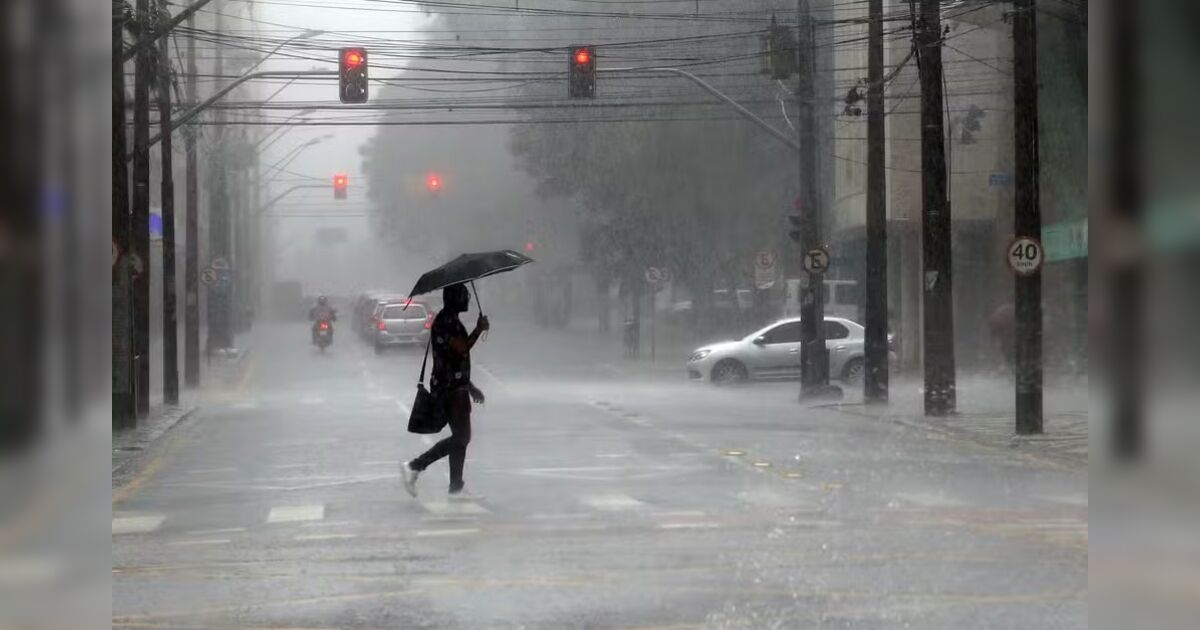 Paraná tem 156 cidades sob alerta de tempestades nos próximos dias; veja alista