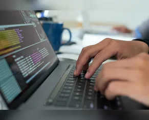 Matrículas para cursos técnicos em Segurança do Trabalho e Desenvolvimento de Sistemas estão abertas
