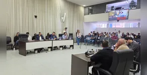 Pressão pela aprovação do financiamento