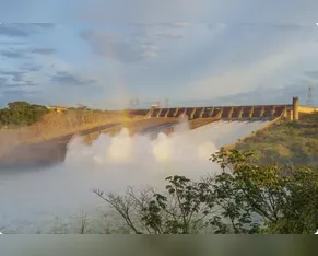 Itaipu abre vertedouro pela terceira vez no ano; vazão nas Cataratas é seis vezes maior que o normal