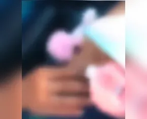 Pai é preso por estuprar a filha de 13 anos dentro de carro a caminho da escola