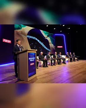 Sergio Moro promete presídio padrão “El Salvador” no Paraná