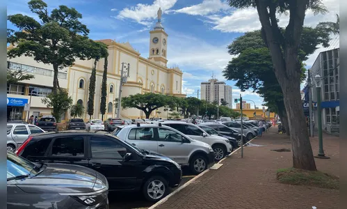Apucarana tem 100 mil veículos para 70 mil condutores habilitados