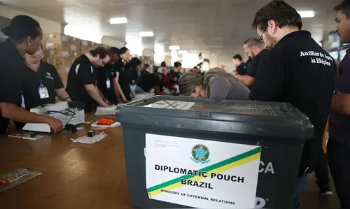 Quase 1 milhão de brasileiros no exterior poderão votar nas eleições