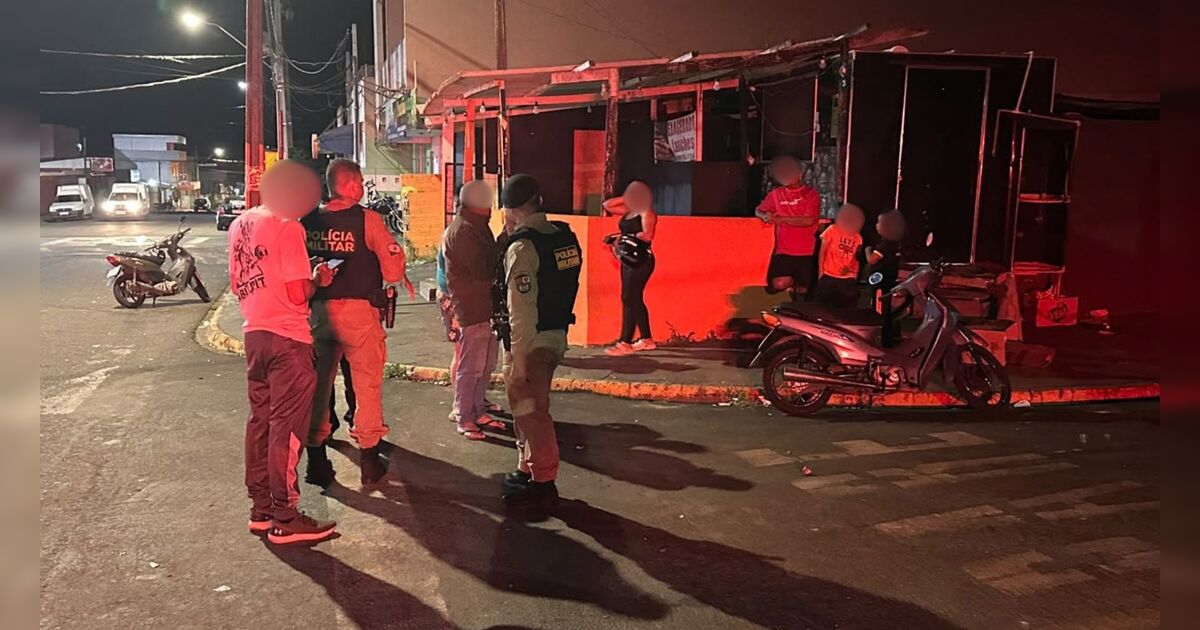 Acidente em cruzamento de Apucarana deixa motociclista ferida