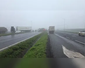 Engavetamento na BR-369 reforça alerta da PRF para perigos de chuva e neblina nas rodovias