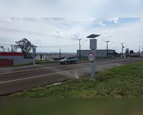 Novo radar de velocidade é instalado em trecho da Av. Governador Roberto da Silveira, em Apucarana