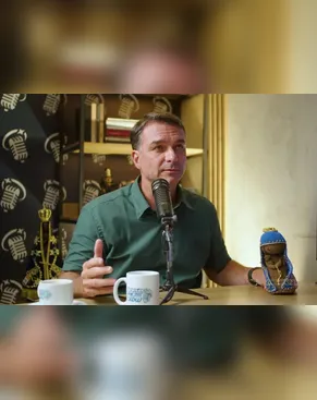 Flávio Bolsonaro não irá participar de debate da TV Globo