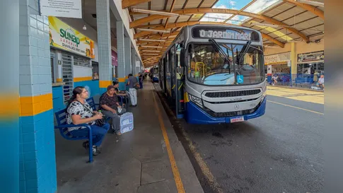 Apucarana decreta transporte público gratuito no domingo de eleições