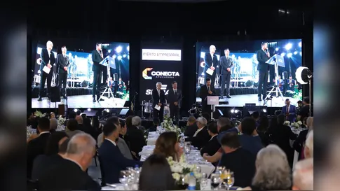 Acia, Sicoob e Sebrae homenageiam 100 empresas de Apucarana