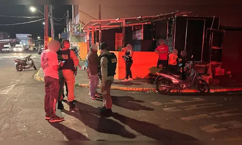 Acidente em cruzamento de Apucarana deixa motociclista ferida