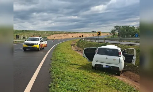Idoso de 77 anos fica ferido após capotamento na PR-445 em Tamarana