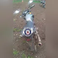Moto com placa pendurada e débitos é guinchada pela GM em Arapongas