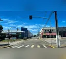 Dois semáforos estão apagados em cruzamentos movimentados de Apucarana