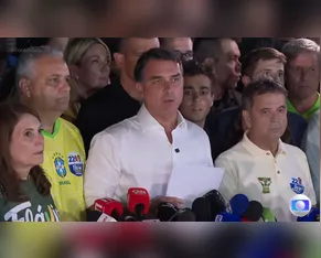 Derrotado, Flávio Bolsonaro não reconhece resultado e promete pedir anulação das eleições