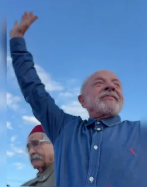 Lula anuncia envio de sigilo telefônico e bancário dele e dos 5 filhos ao TSE