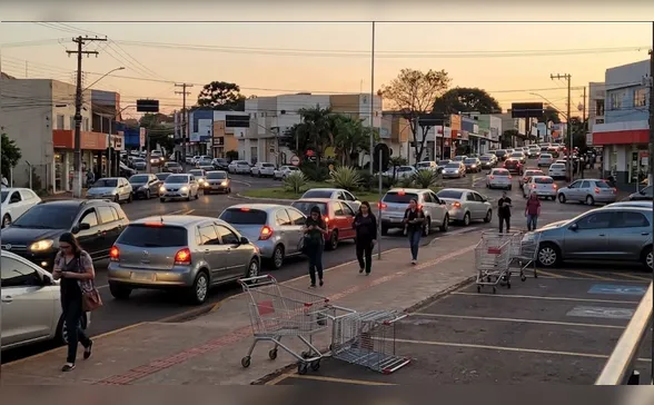 Eu, você, o trânsito e os carrinhos de supermercado