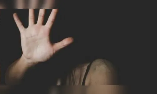Homem agride ex-companheira após bebedeira em Arapongas