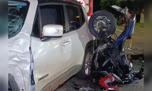 Motociclista é intubado e mulher fica gravemente ferida após colisão em Maringá