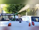 Carro fumacê combate  mosquito Aedes aegypt em São João do Ivaí