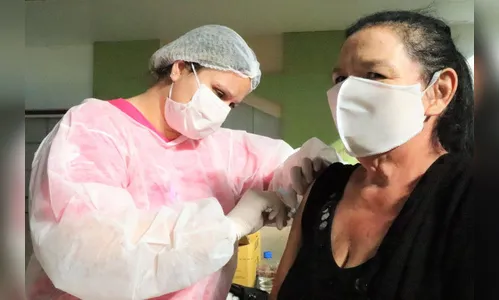 Imunização contra a gripe atende moradores do Jardim Bandeirantes e bairros próximos