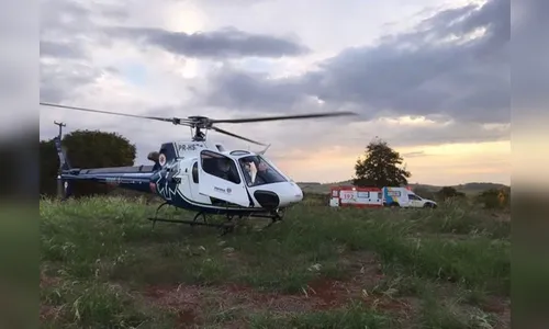 Duas pessoas ficam feridas em capotamento na PR-650, próximo a São João do Ivaí