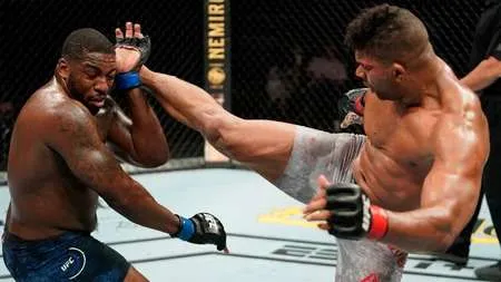 Overeem nocauteia Harris em Jacksonville; Claudia Gadelha vence