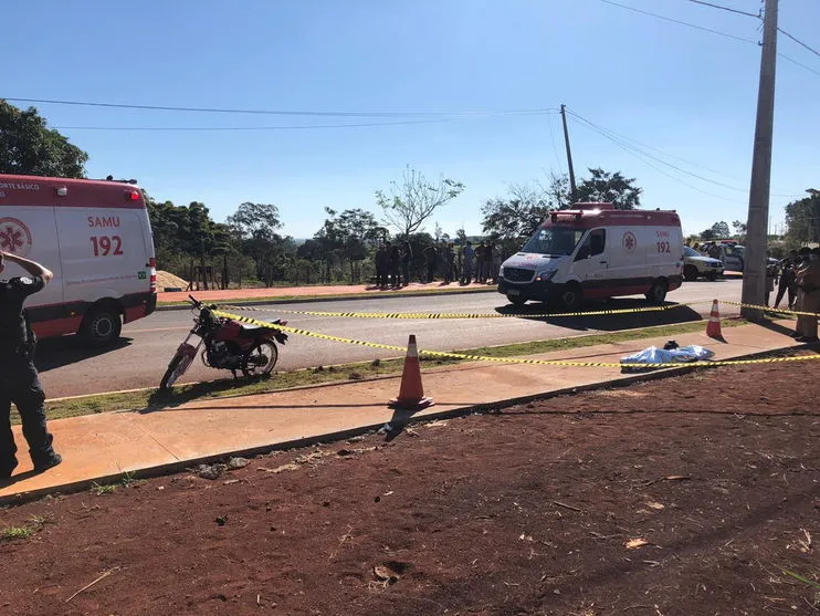 Jovem morre e adolescente fica gravemente ferido após acidente de moto em Arapongas