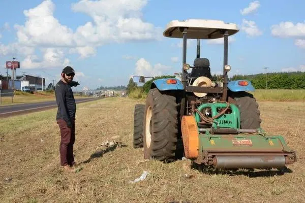 Prefeitura de Sabáudia conclui roçagem no parque industrial