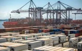 Porto de Paranaguá retoma exportação de automóveis