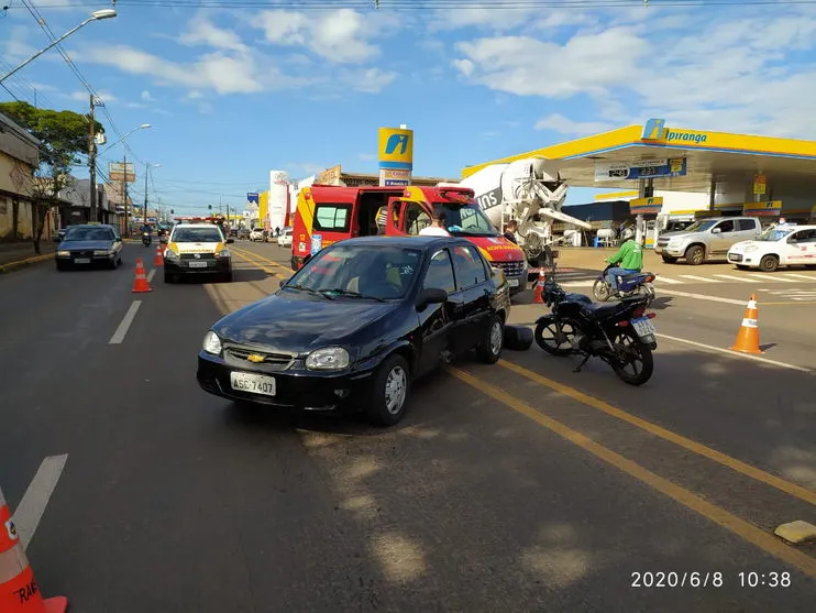 Acidente em Apucarana provoca ferimentos em motociclista