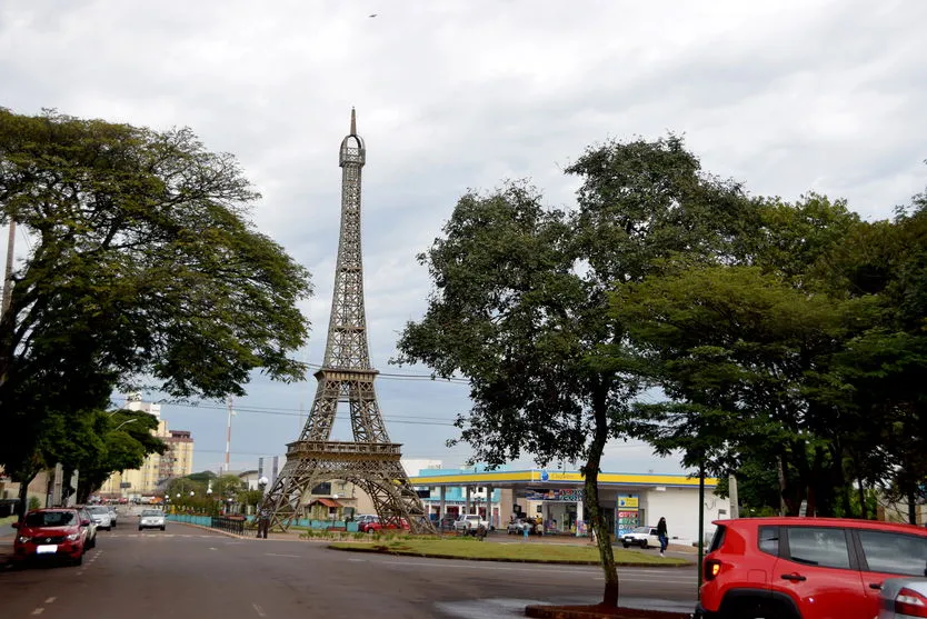 Praça França no centro de Ivaiporã