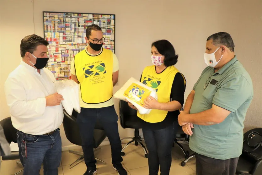 Prefeitura de Arapongas recebe doação de mil máscaras descartáveis