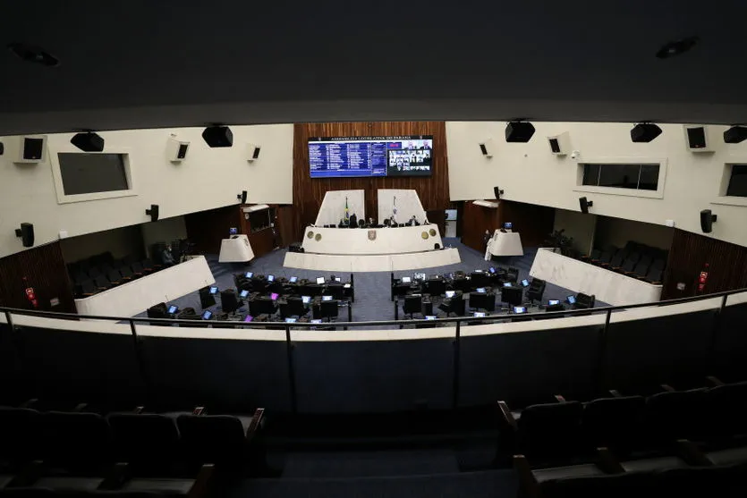 Deputados debatem sobre a PEC que trata aposentadorias de policiais