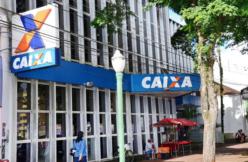 Agência da Caixa, na Praça Rui Barbosa, em Apucarana, abre neste sábado (13)