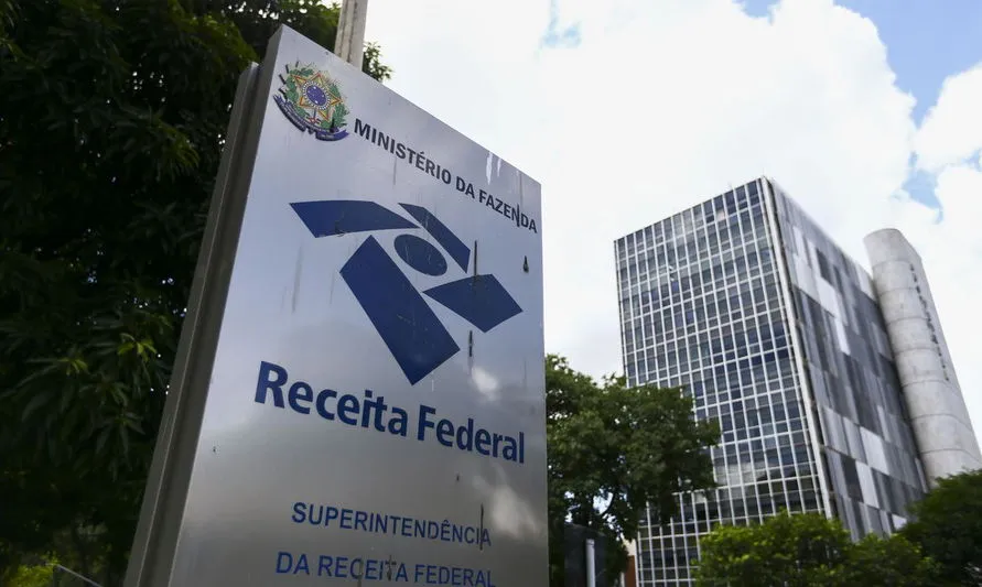 Receita e PF investigam fraude bilionária em produtos importados