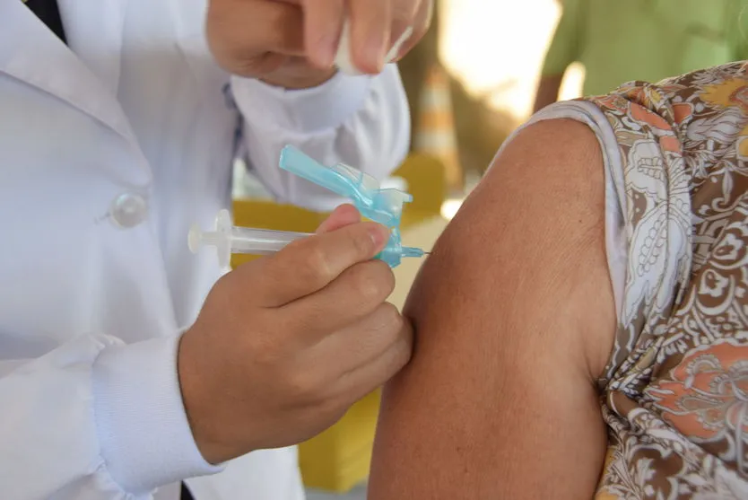  A vacina contra a gripe protege contra três tipos do vírus influenza 