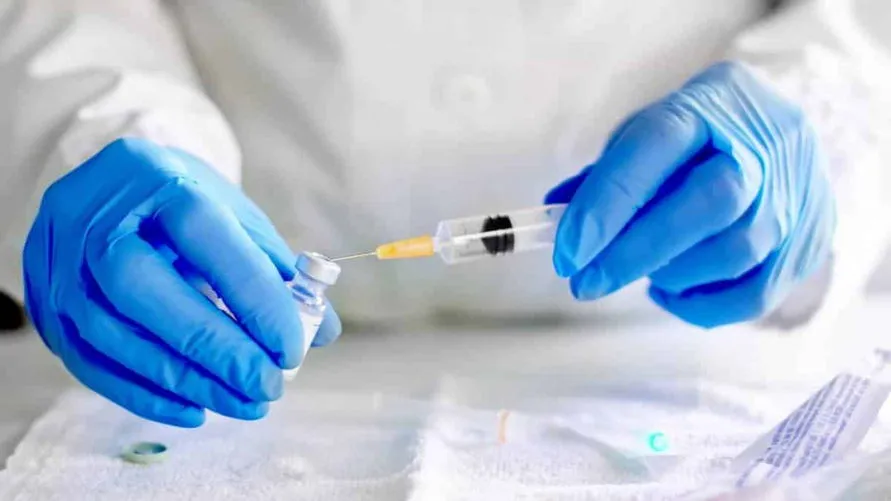Governo anuncia acordo para produção e acesso de vacina contra covid-19
