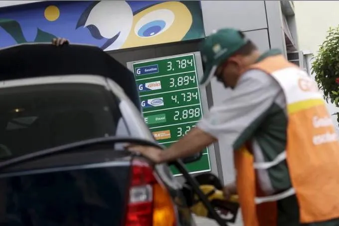 Petrobras anuncia aumento dos preços do diesel e da gasolina