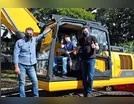 Prefeitura de Faxinal recebe novos maquinários