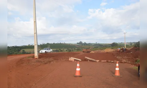 Ivaiporã inicia pavimentação da estrada do Cruzeirinho