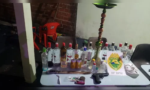 PM encontra menores em festa com aglomeração, bebidas alcoólicas e drogas