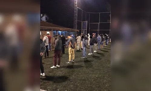 Festa clandestina termina com a chegada da PM na Região Metropolitana de Curitiba