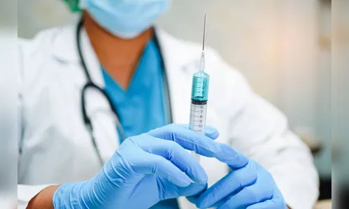 Laboratório relata 'dados positivos' de vacina contra coronavírus