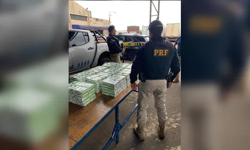 PRF apreende contrabando de oxímetros chineses em Arapongas