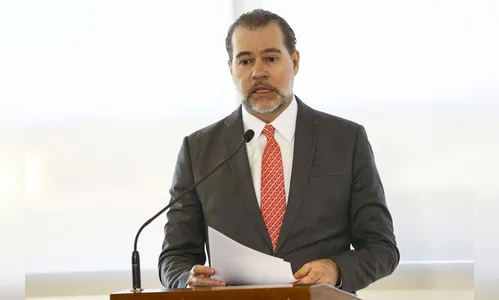 Toffoli testa negativo para covid-19, mas fará contraprova